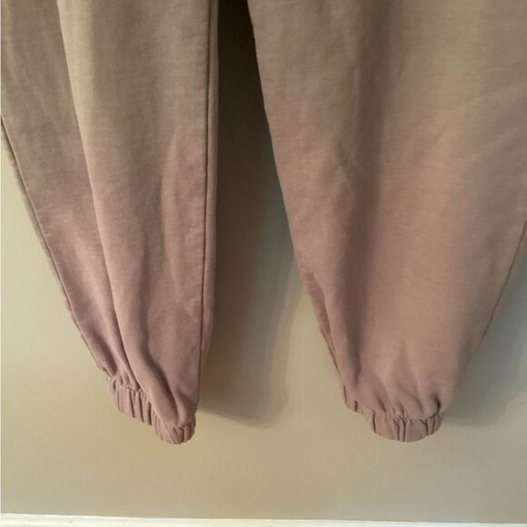 JOHN GALT ROSA SWEATPANTS JOGGERS ONE SIZE (32) HIGH RISE LAVENDER - Picture 4 of 6